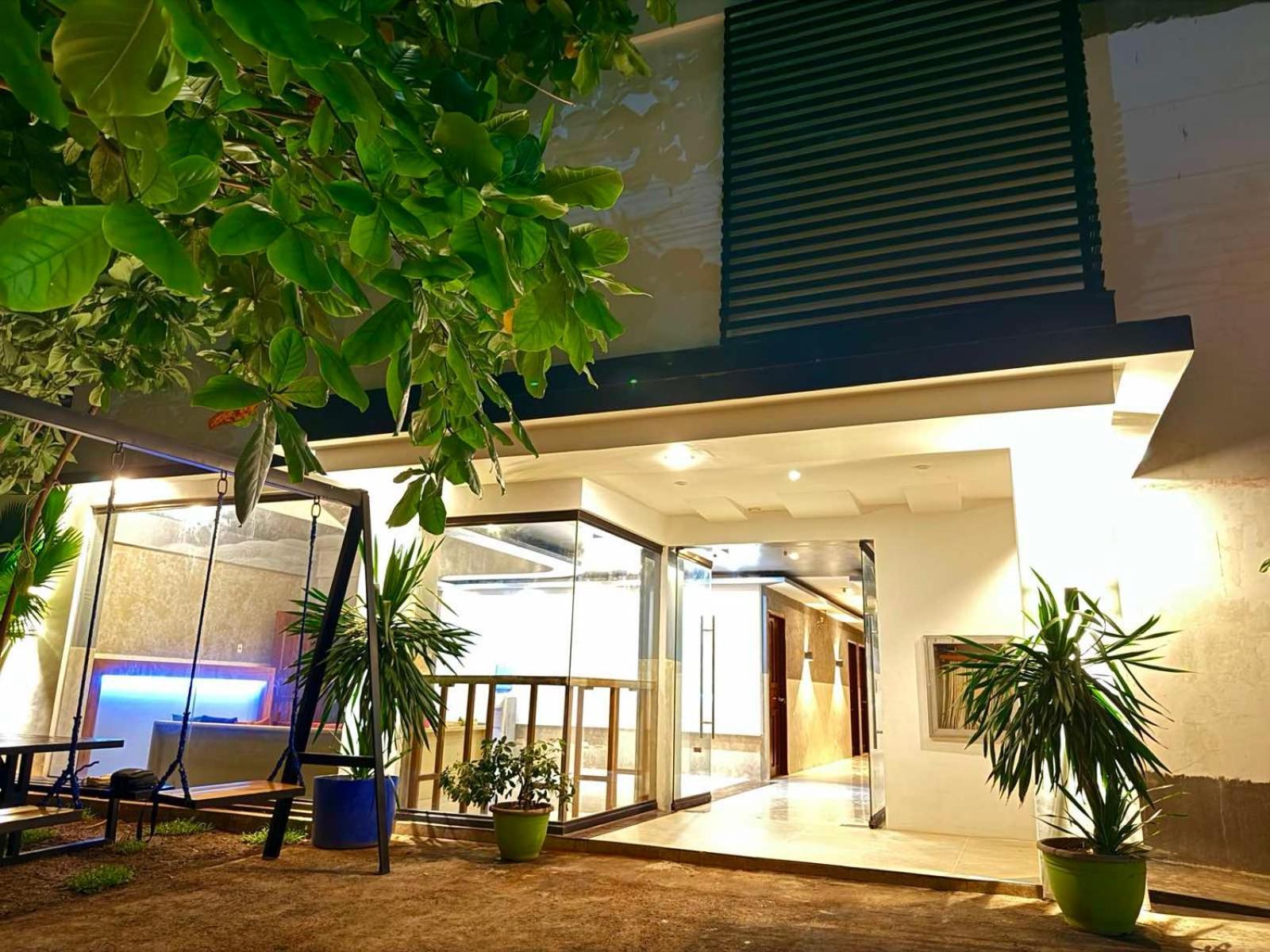 פורטו פרינססה Goofy Ants Hostel מראה חיצוני תמונה