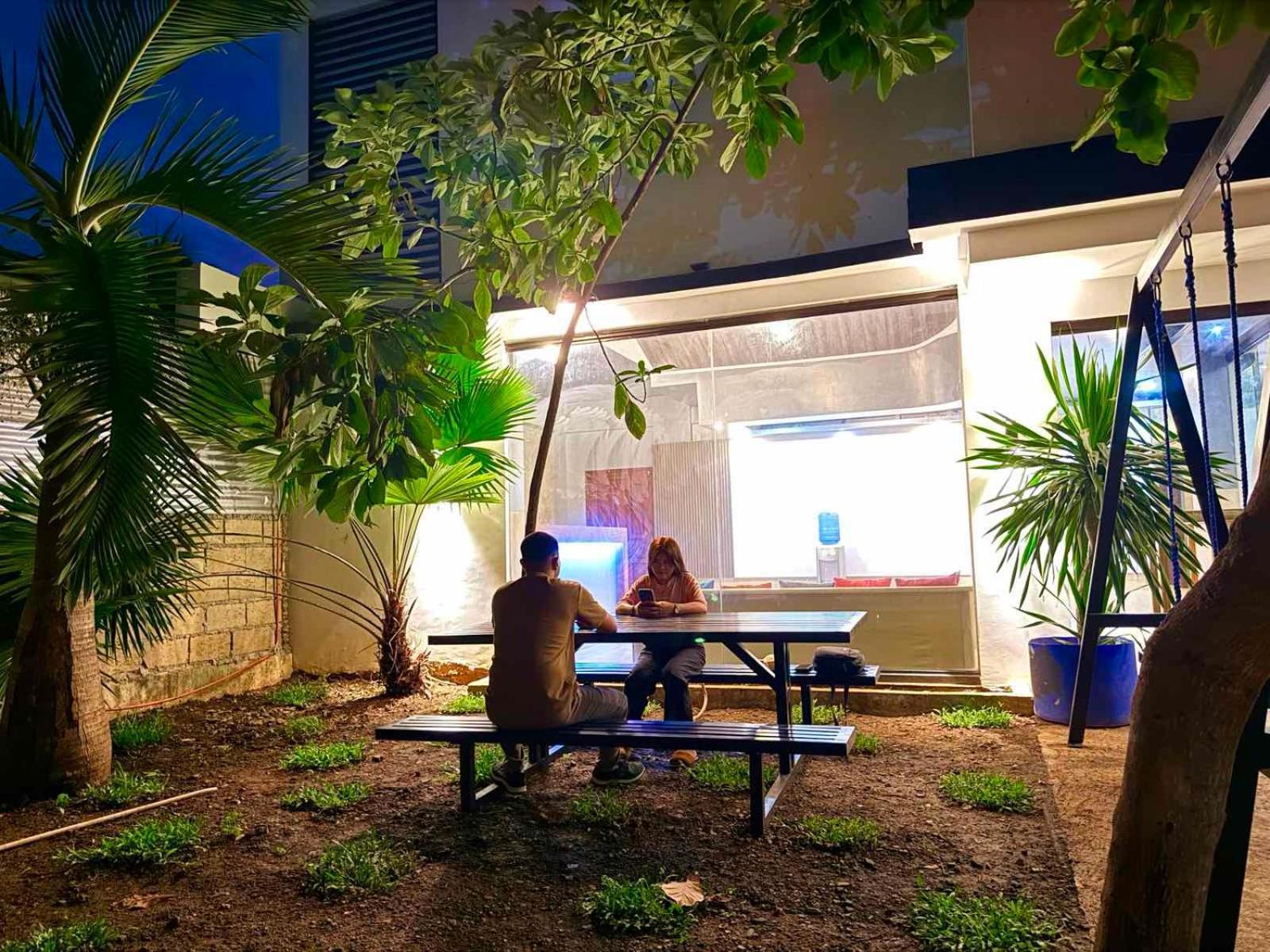 פורטו פרינססה Goofy Ants Hostel מראה חיצוני תמונה